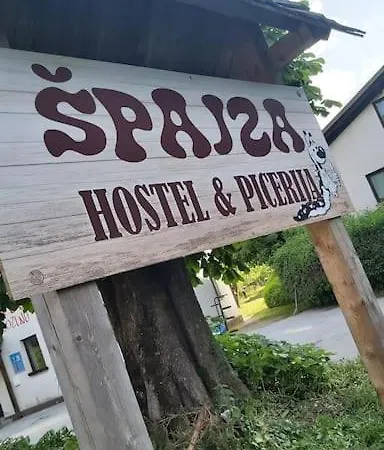 In Picerija Spajza * Mojstrana